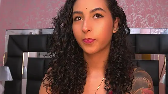 agatha collins  online show from January 24, 2025, 7:18 pm