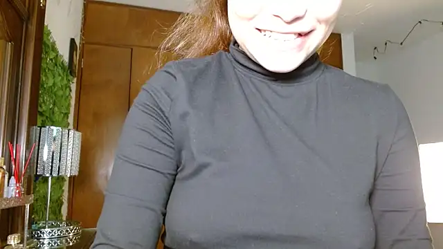 Snapshot of 3littleschoolteens chatting on February 8, 2025, 10:08 pm 3littleschoolteens online show from February 8, 2025, 10:08 pm