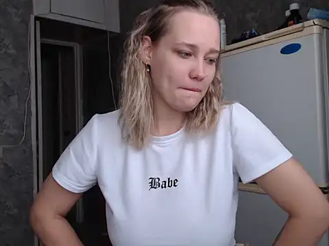 Snapshot of miya_miya21 chatting on October 29, 2025, 4:15 am miya miya21 online show from October 29, 2025, 4:15 am