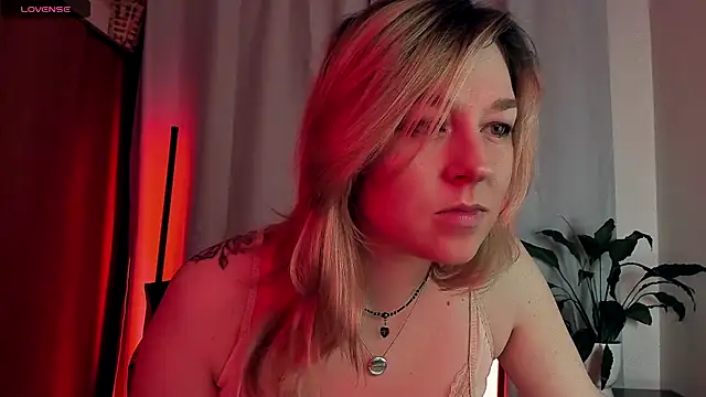 5 in one online show from December 3, 2025, 3:36 am