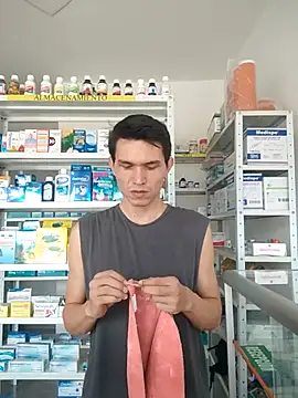 Snapshot of PrivCamZone chatting on September 30, 2025, 6:24 pm PrivCamZone online show from September 30, 2025, 6:24 pm