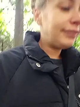 Keli Jessi online show from October 9, 2025, 12:14 pm