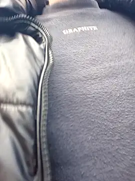 Keli Jessi online show from March 3, 2026, 1:28 pm