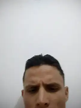 ajimenz online show from January 13, 2026, 7:52 pm