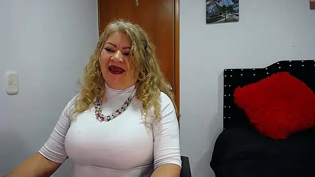 Ursulawhite69 online show from January 26, 2025, 3:59 am