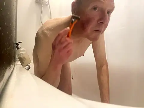 boilinghot123 online show from October 3, 2025, 3:42 pm