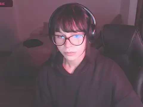 Snapshot of modjo_ chatting on December 12, 2024, 2:04 am modjo online show from December 12, 2024, 2:04 am