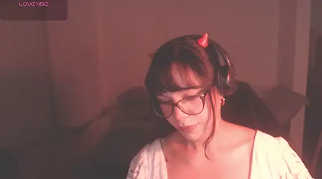 Snapshot of modjo_ chatting on January 31, 2025, 3:20 am modjo online show from January 31, 2025, 3:20 am