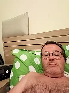 mike9473 online show from September 27, 2025, 9:42 pm