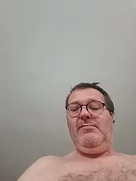 mike9473 online show from June 19, 2026, 5:12 am