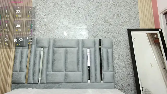 Snapshot of veronicaroose_ chatting on October 31, 2025, 12:28 pm veronicaroose online show from October 31, 2025, 12:28 pm