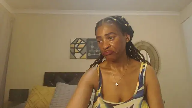 Snapshot of Creamyass22 chatting on July 24, 2026, 4:38 pm Creamyass22 online show from July 24, 2026, 4:38 pm