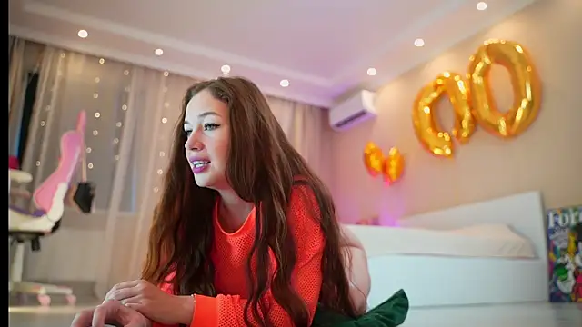 RosyEmily online show from December 21, 2024, 1:32 pm
