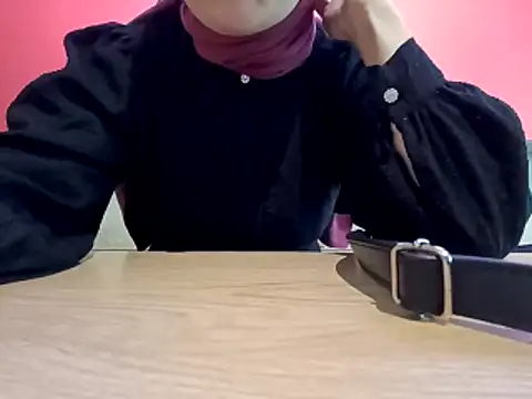 sutgibihatun online show from November 6, 2025, 8:04 am