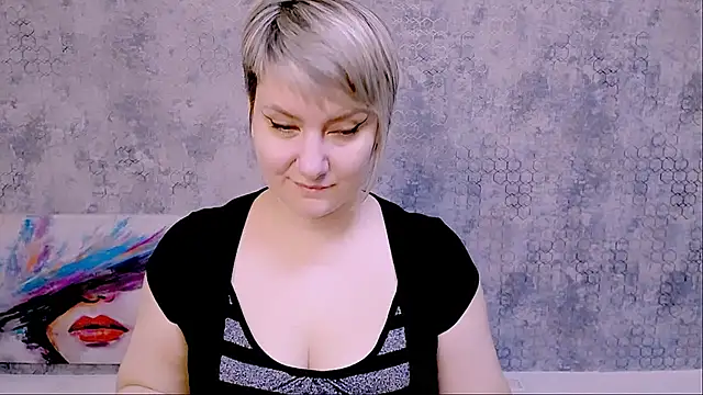 Djullia online show from February 16, 2025, 6:10 am