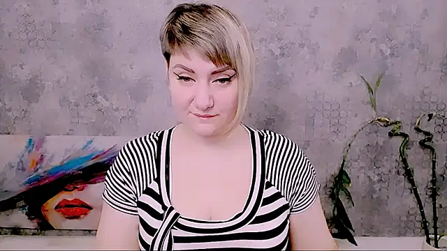 Djullia online show from February 20, 2026, 7:21 am