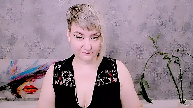 Djullia online show from July 2, 2026, 6:08 am