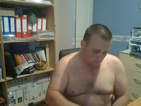 manubm03 online show from July 31, 2026, 5:29 am