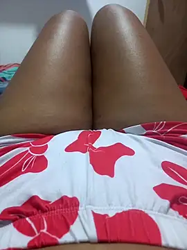 Snapshot of annie-19 chatting on November 13, 2025, 4:00 am annie-19 online show from November 13, 2025, 4:00 am