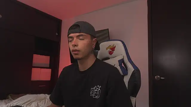 Snapshot of _morghan_ chatting on February 2, 2026, 8:07 pm morghan online show from February 2, 2026, 8:07 pm