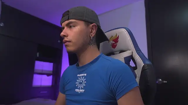 Snapshot of _morghan_ chatting on February 8, 2026, 3:43 am morghan online show from February 8, 2026, 3:43 am