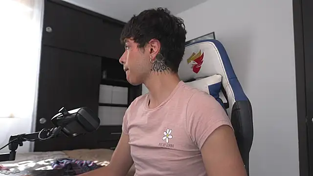 Snapshot of _morghan_ chatting on April 16, 2026, 7:36 pm morghan online show from April 16, 2026, 7:36 pm