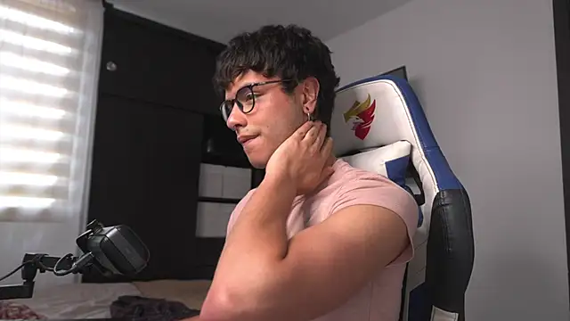 Snapshot of _morghan_ chatting on April 16, 2026, 9:39 pm morghan online show from April 16, 2026, 9:39 pm