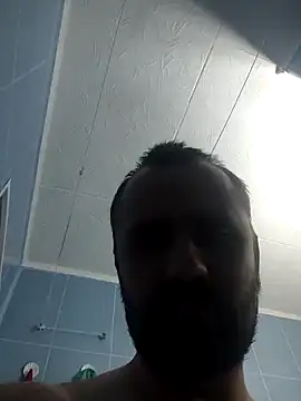 Snapshot of Govora chatting on December 31, 2024, 3:53 pm Govora online show from December 31, 2024, 3:53 pm