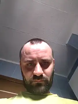 Snapshot of Govora chatting on January 25, 2025, 9:47 am Govora online show from January 25, 2025, 9:47 am