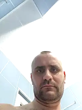 Snapshot of Govora chatting on February 1, 2025, 6:29 pm Govora online show from February 1, 2025, 6:29 pm