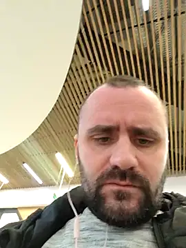 Snapshot of Govora chatting on February 18, 2025, 3:21 pm Govora online show from February 18, 2025, 3:21 pm