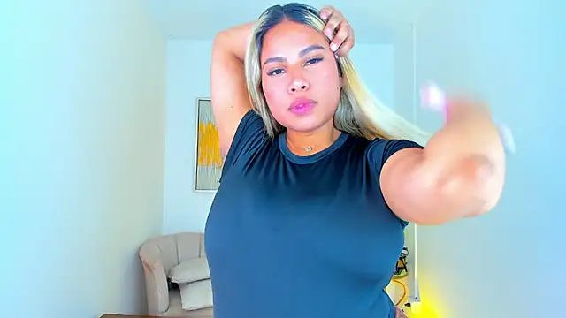 Carlota peach online show from February 12, 2025, 10:56 am