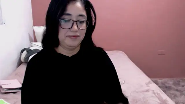 YummymeowW online show from January 16, 2025, 3:34 am