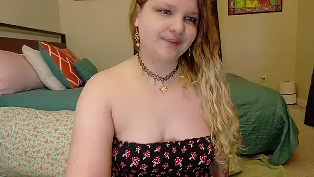 Emihaze online show from January 17, 2026, 7:17 pm