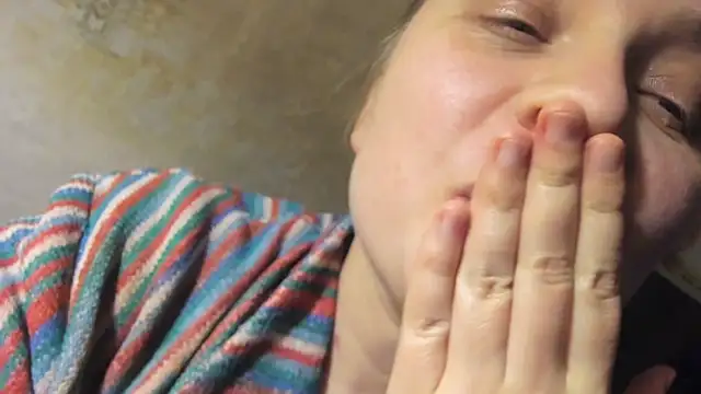 Snapshot of FrumCake chatting on February 3, 2025, 1:41 am FrumCake online show from February 3, 2025, 1:41 am