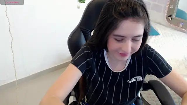 tania sweet   online show from February 1, 2025, 4:11 pm