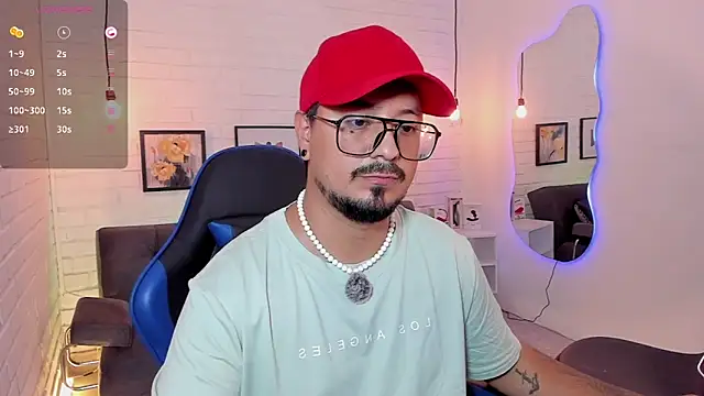 DaviidEvans  online show from September 17, 2025, 4:03 am