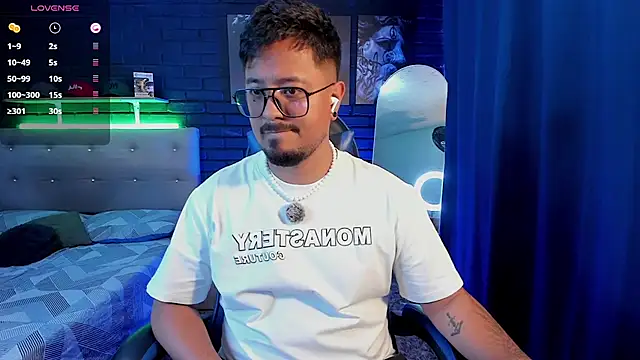 DaviidEvans  online show from July 2, 2026, 4:02 pm