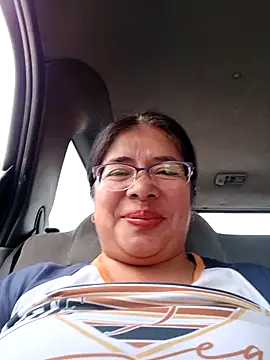   valentina18 online show from December 20, 2024, 3:42 pm