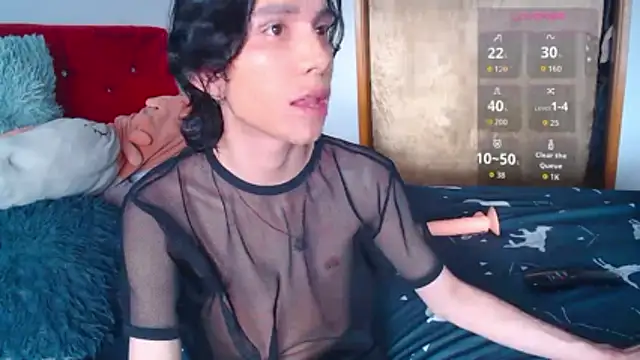 LAICK 01 online show from December 17, 2025, 9:43 pm