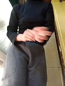 deftoolceles online show from April 27, 2026, 8:07 pm