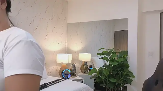 ava blue online show from February 25, 2026, 7:45 pm