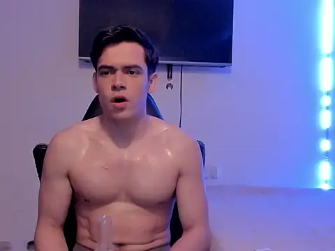 Lucian Gomez  online show from October 11, 2025, 3:06 am