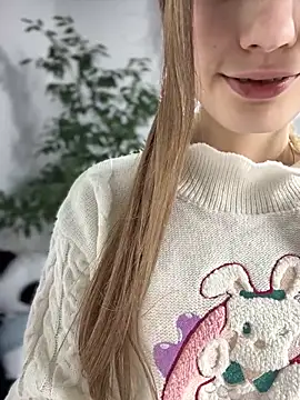 elikako online show from March 18, 2025, 1:20 pm