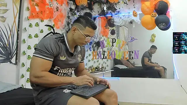 ChoreyTaiylor online show from November 2, 2025, 2:30 pm