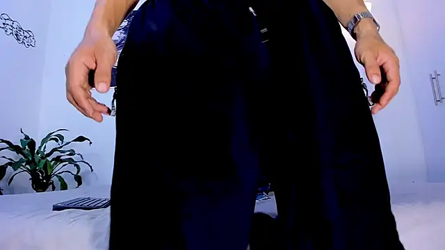 Eiden allenx online show from November 20, 2025, 2:39 pm