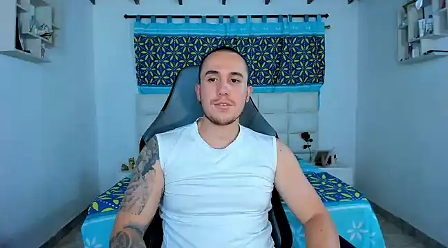 juan  jimenez online show from February 4, 2025, 1:45 am