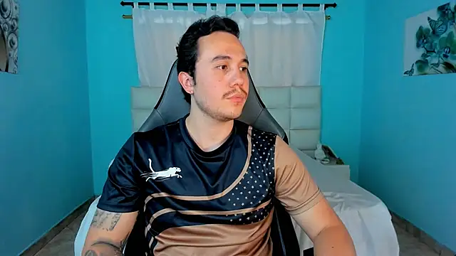 juan  jimenez online show from June 2, 2026, 8:44 pm