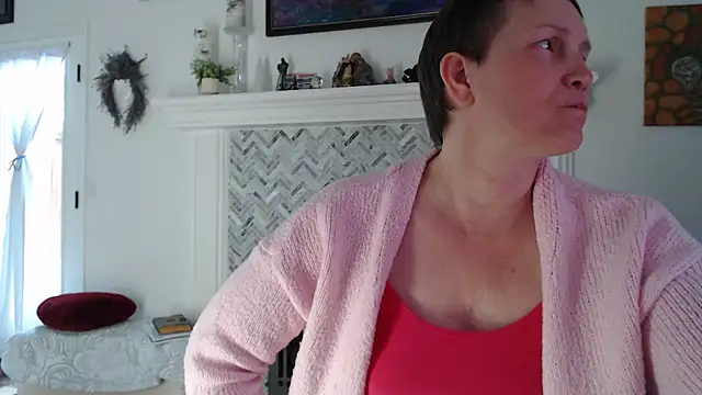 AuroraWillows online show from March 4, 2026, 3:51 pm