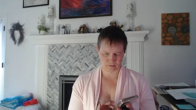 Snapshot of AuroraWillows chatting on July 11, 2026, 10:22 pm AuroraWillows online show from July 11, 2026, 10:22 pm